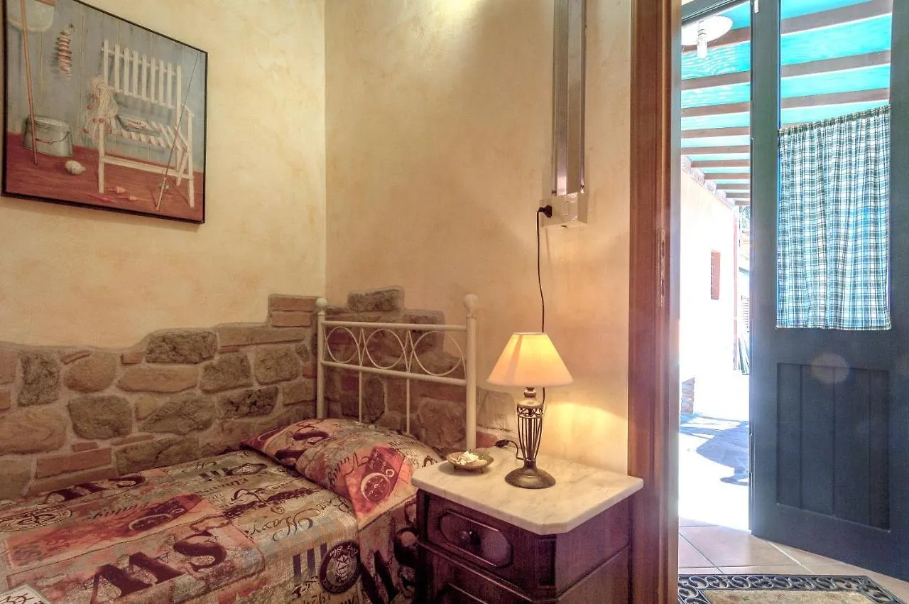 Casale Belvedere L'Ulivo E La Terrazza Massarosa 0*,  Ιταλία
