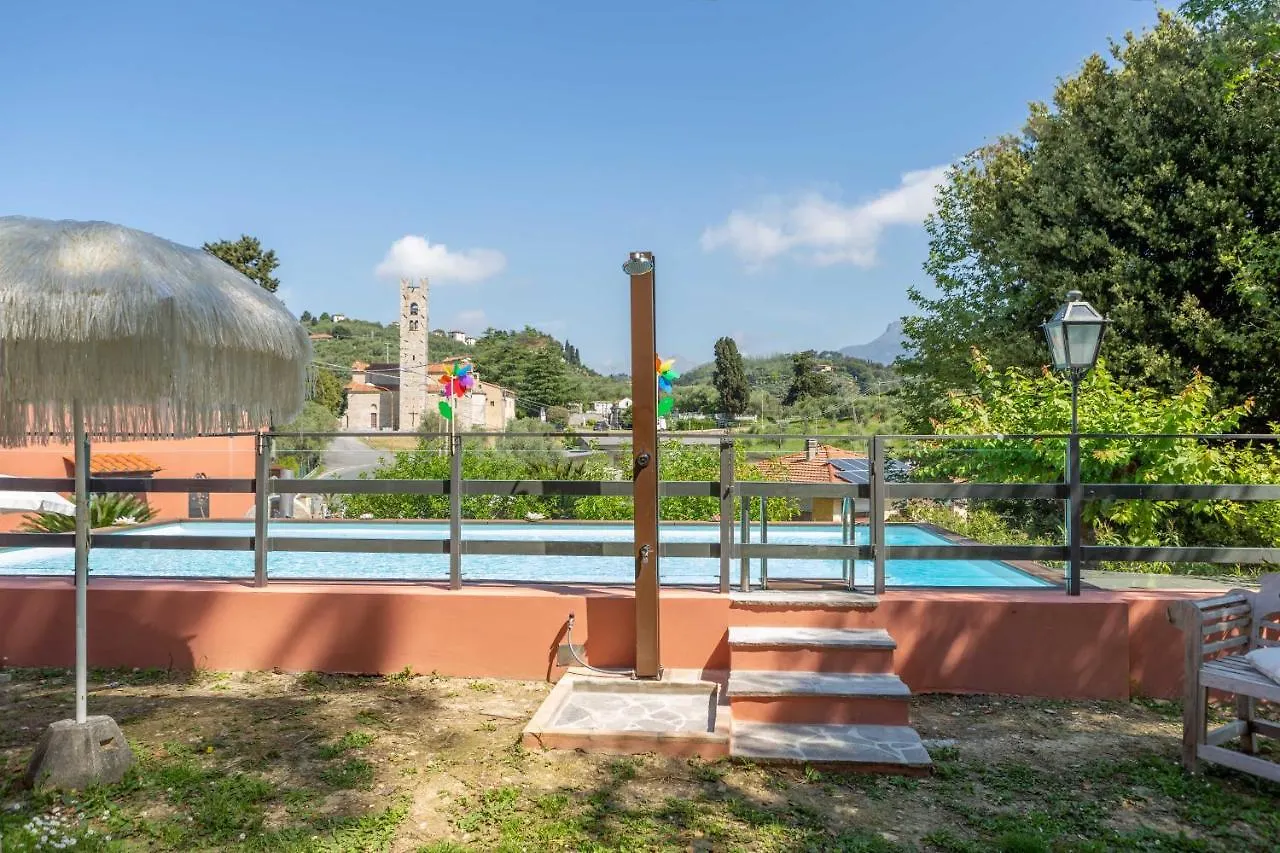 Casale Belvedere L'Ulivo E La Terrazza Massarosa Σπίτι διακοπών