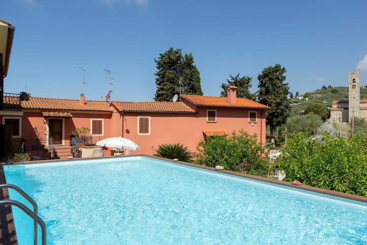 Σπίτι διακοπών Casale Belvedere L'Ulivo E La Terrazza Massarosa