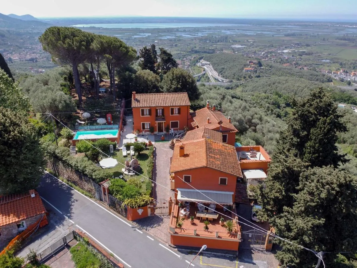 Casale Belvedere L'Ulivo E La Terrazza Massarosa Ιταλία